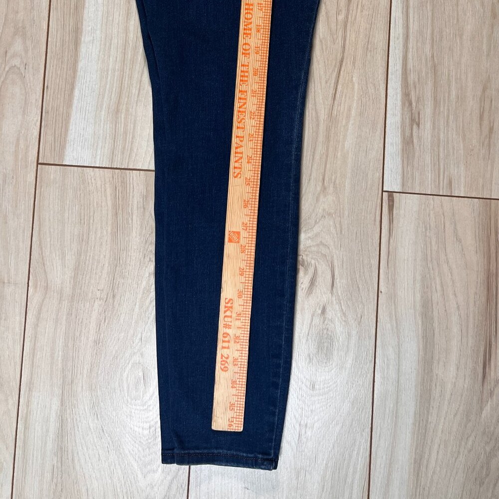 Size 6/28 R Universal Thread Jean - Picture 7 of 7